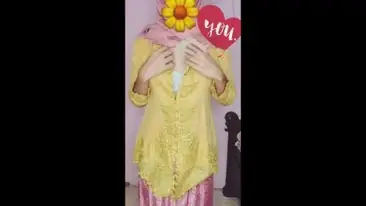 Live Ukhti Kebaya Pink Pamer Tubuh Mulus